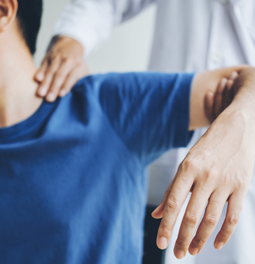 Dr. Moor - Advanced Sports Medicine Center - orthopedic care - sports medicine doctor sarasota fl - sports medicine physician near me - knee surgery - shoulder surgery - hip surgery - orthopedic urgent care near me - physical therapy near me